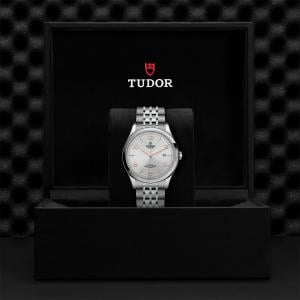 TUDOR 1926 thumb 1