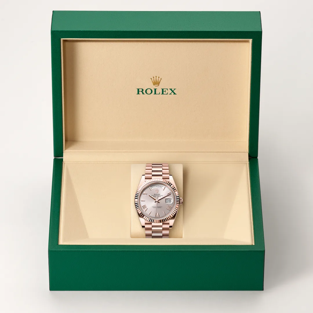 Rolex Day-Date 40腕錶18K永恒玫瑰金款，M228235-0001 - 永新鐘錶