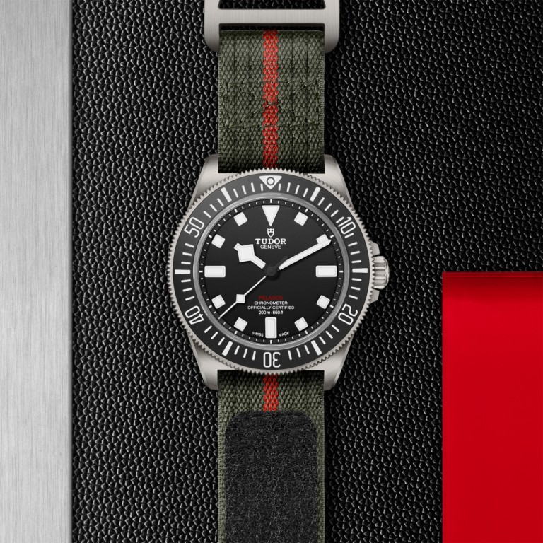 Pelagos FXD slide 1