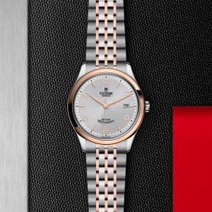 TUDOR 1926 thumb 1