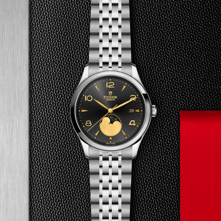 TUDOR 1926 Luna slide 1