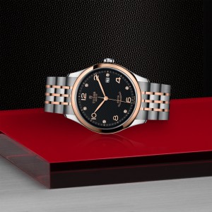 TUDOR 1926 thumb 1