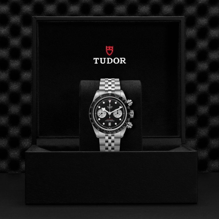 Black Bay Chrono slide 1