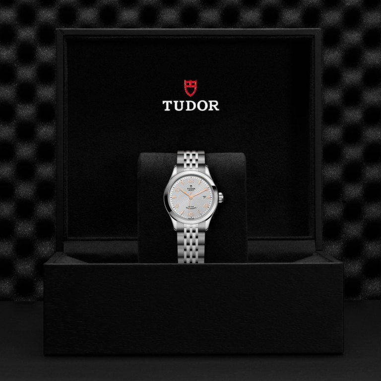 TUDOR 1926 slide 1