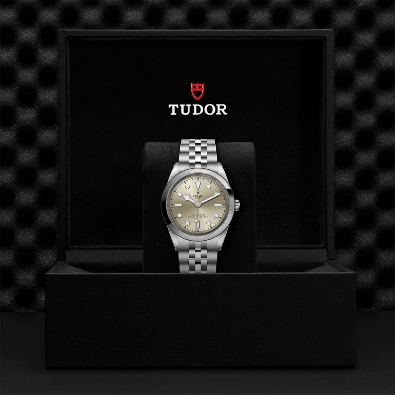 TUDOR Black Bay 41 slide 1