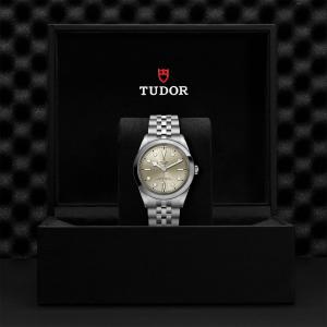 TUDOR Black Bay 41 thumb 1