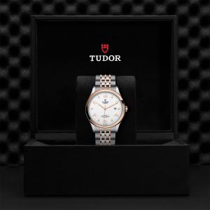 TUDOR 1926 thumb 1
